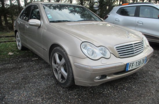 MERCEDES C270 2.7 CDI BA 4P