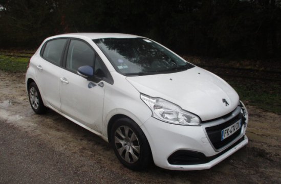 PEUGEOT 208 1.2 I 5P