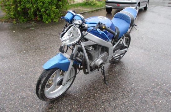 SUZUKI GS500