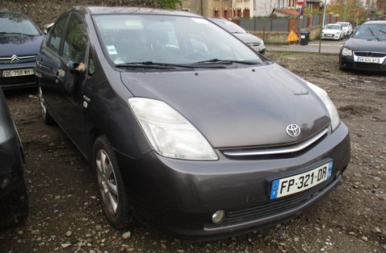 TOYOTA PRIUS 1.5 I HYBRID 5P-PO