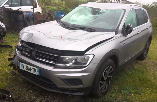 VOLKSWAGEN TIGUAN 2.0 TDI 4X2 5P