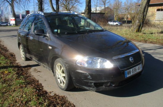 FIAT CROMA 1.9 JTD CUIR 5P