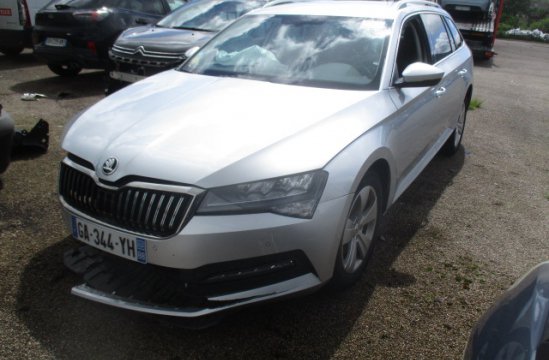 SKODA SUPERB COMBI 2.0 TDI BA 5P