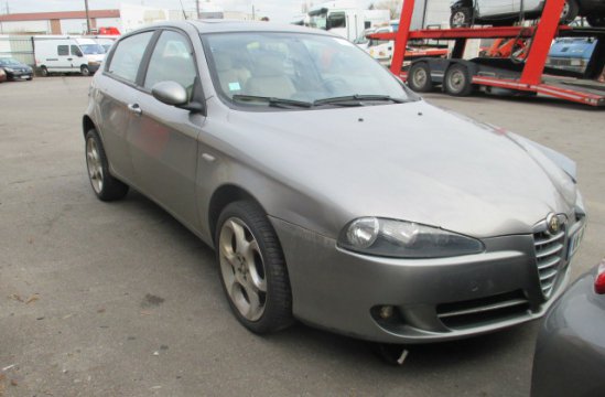 ALFA ROMEO 147 1.9 JTD 5P